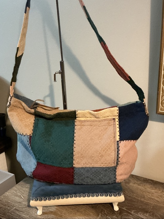 Handmade Handbags - Handmade Patchwork Shoulder Bag in Multi Color with Contrast Panels 14x9x3 EUC